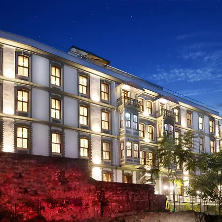 Decamondo Galata, A Tribute Portfolio 4*