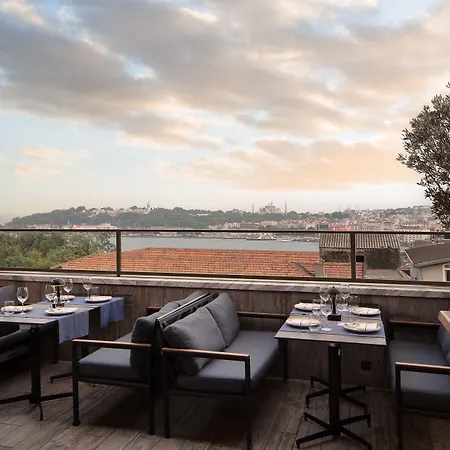 Decamondo Galata, A Tribute Portfolio 이스탄불