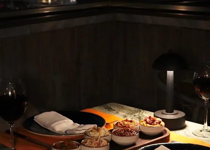 Decamondo Galata, A Tribute Portfolio 4*