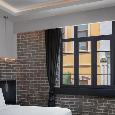 Decamondo Galata, A Tribute Portfolio Отель 4*