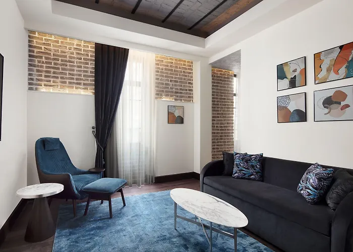 Decamondo Galata, A Tribute Portfolio 4*