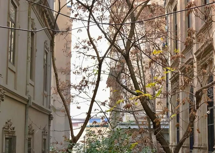 Decamondo Galata, A Tribute Portfolio 4* Istanbulská provincie