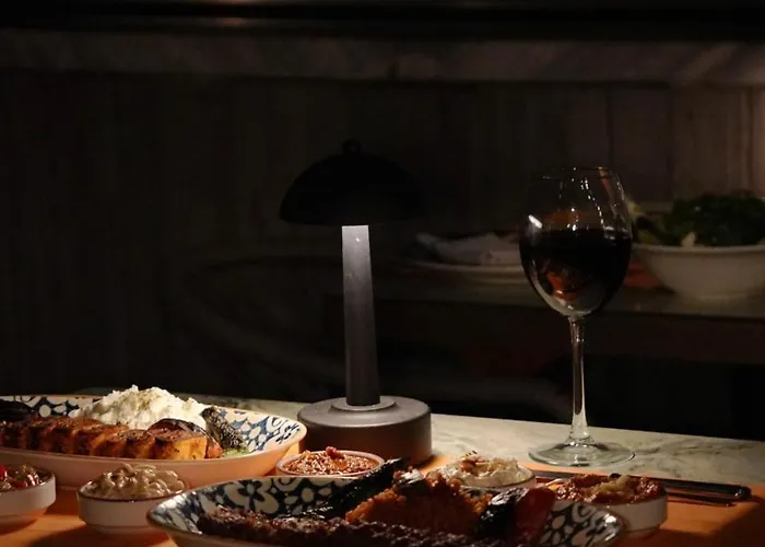 Decamondo Galata, A Tribute Portfolio